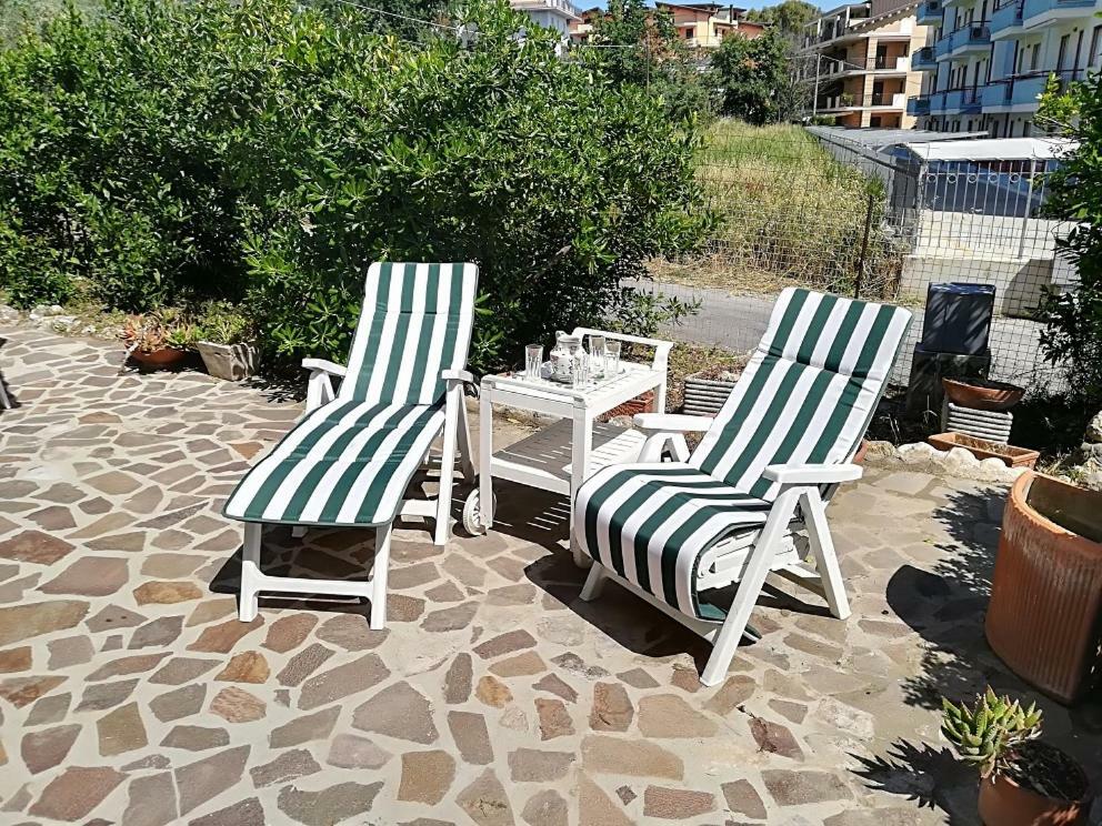 Villa Ariosa Васто Екстер'єр фото